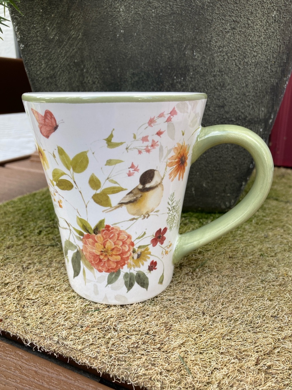 USA Audit Art Natures Song patterned cup